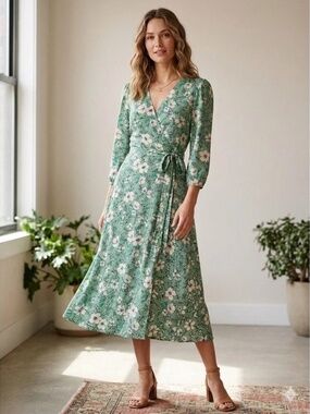 Monteau Los Angeles Women's Dress Green Floral Half Sleeve Midi